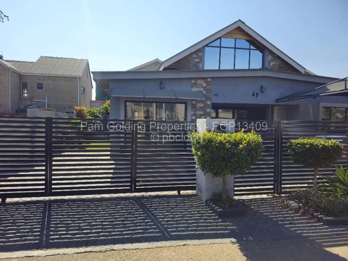 Townhouse/Cluster to Rent in Arlington, Harare