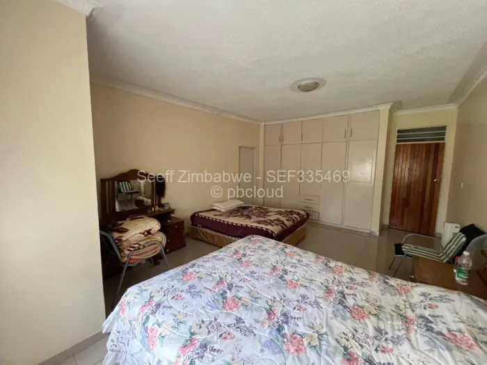 5 Bedroom House to Rent in Pomona