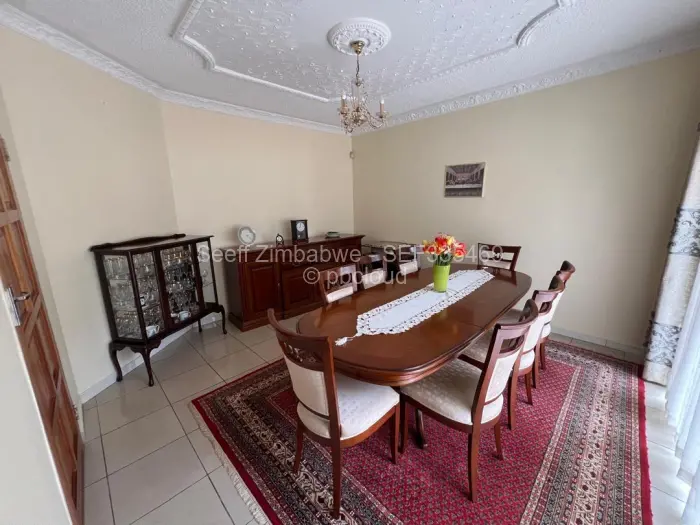 5 Bedroom House to Rent in Pomona