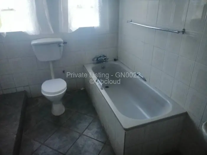 4 Bedroom House for Sale in Highfield, Harare