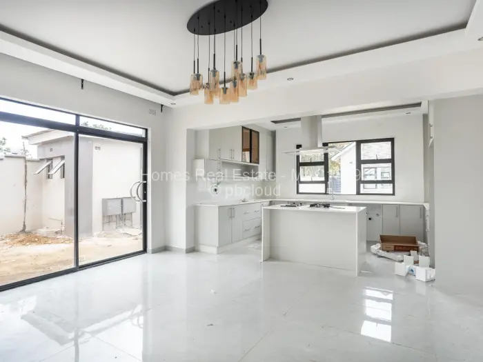 Townhouse/Cluster for Sale in Borrowdale West, Harare