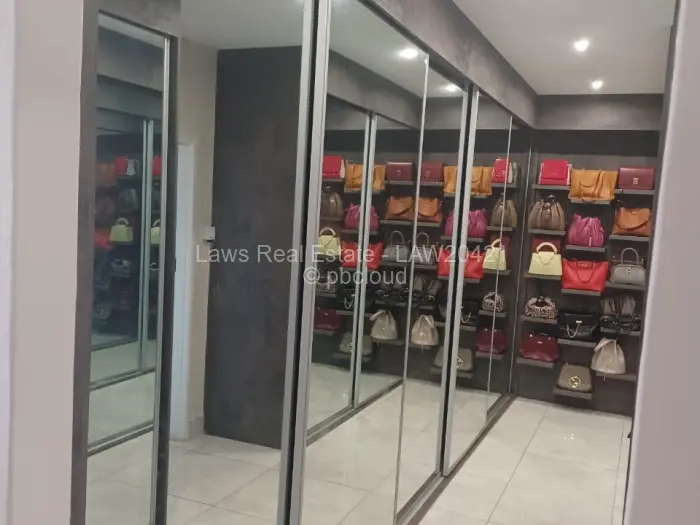 4 Bedroom House for Sale in Gletwin Park, Harare