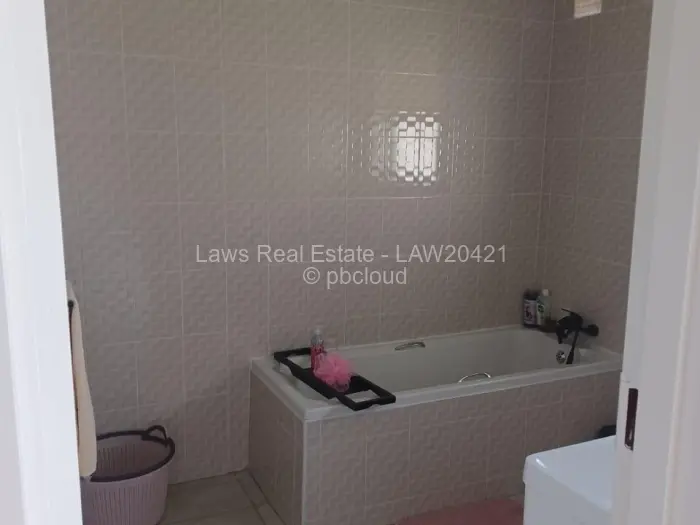 4 Bedroom House for Sale in Gletwin Park, Harare