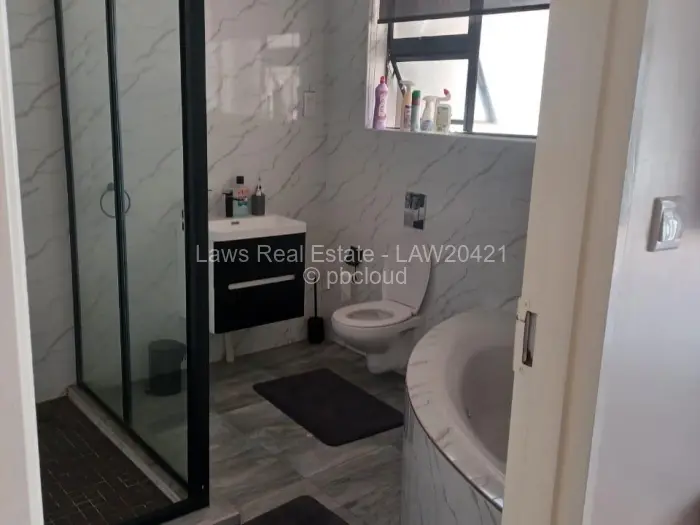 4 Bedroom House for Sale in Gletwin Park, Harare