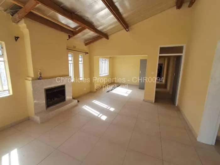 4 Bedroom House to Rent in Damofalls, Damofalls