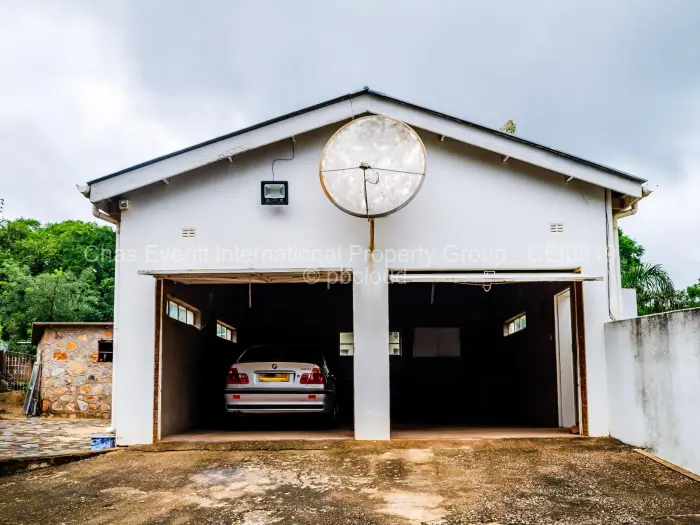 4 Bedroom House to Rent in Matsheumhlope, Bulawayo