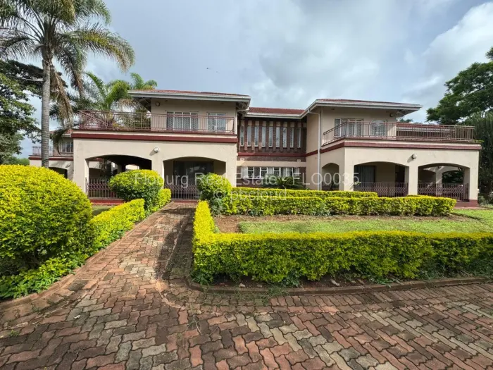 6 Bedroom House for Sale in Helensvale, Harare
