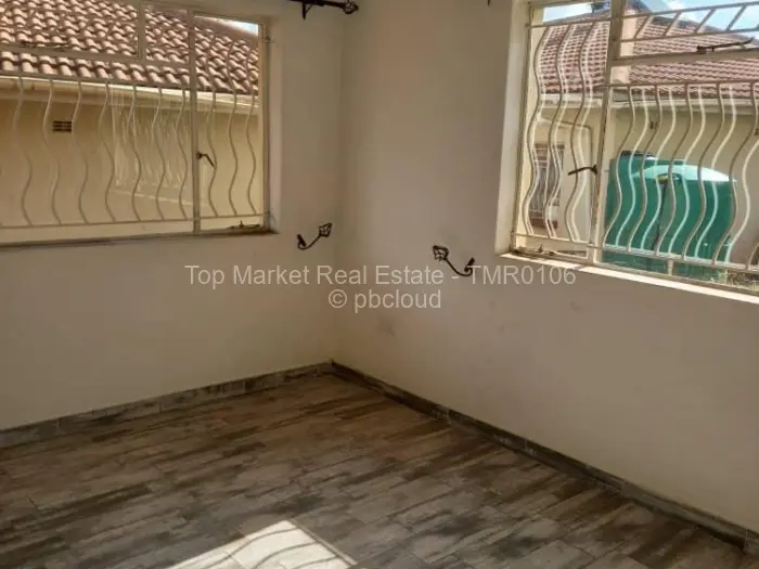 Townhouse/Cluster for Sale in Greendale, Harare