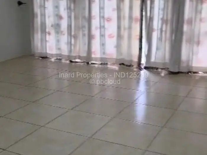 2 Bedroom Cottage/Garden Flat to Rent in Glen Lorne