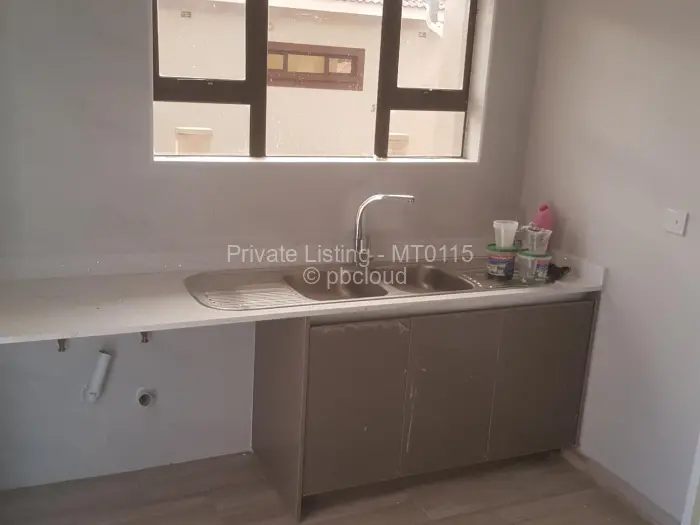 Townhouse/Cluster to Rent in Hogerty Hill, Harare