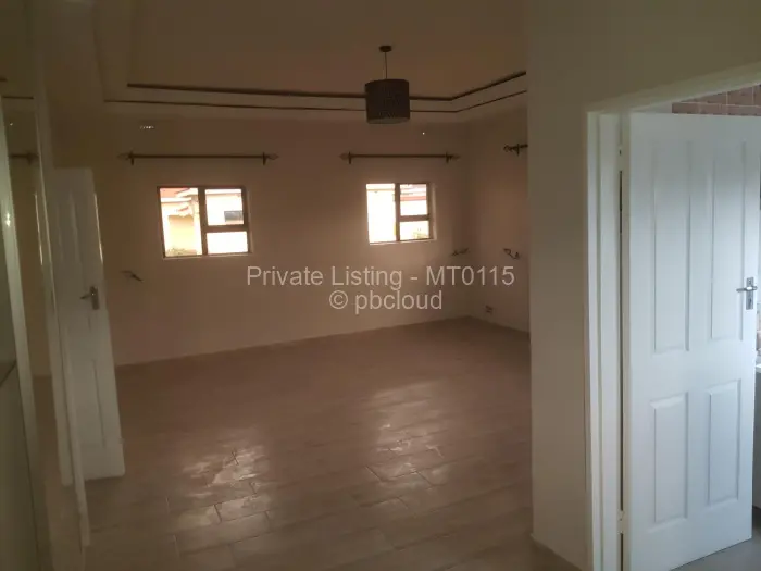 Townhouse/Cluster to Rent in Hogerty Hill, Harare