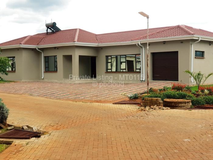 Townhouse/Cluster to Rent in Hogerty Hill, Harare