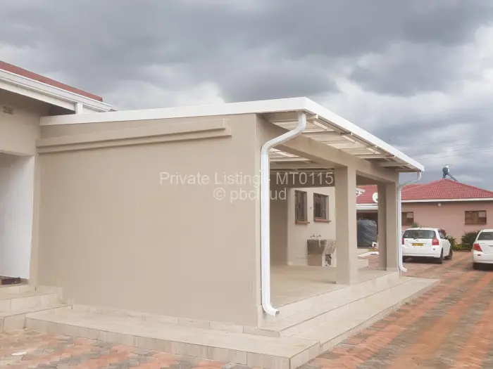Townhouse/Cluster to Rent in Hogerty Hill, Harare