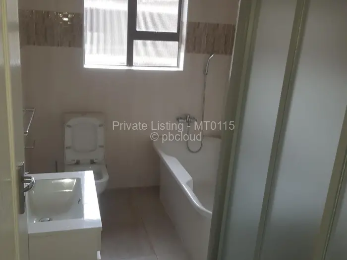 Townhouse/Cluster to Rent in Hogerty Hill, Harare