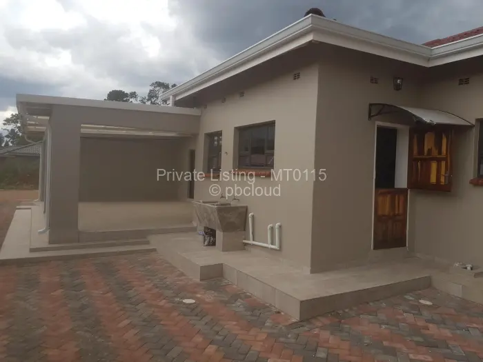 Townhouse/Cluster to Rent in Hogerty Hill, Harare