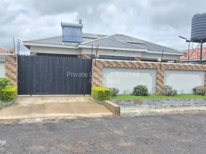 3 Bedroom House to Rent in Msasa Park, Harare