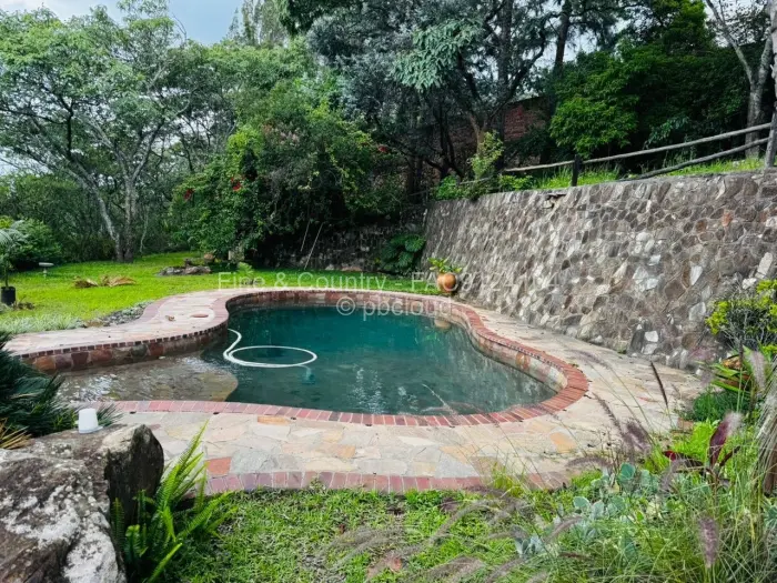 2 Bedroom House to Rent in Glen Lorne, Harare