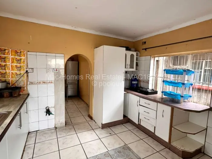 3 Bedroom House for Sale in Zimre Park, Harare