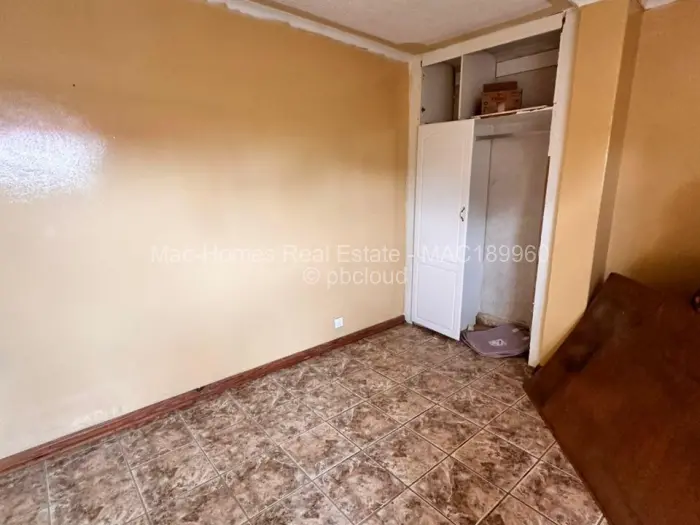3 Bedroom House for Sale in Zimre Park, Harare