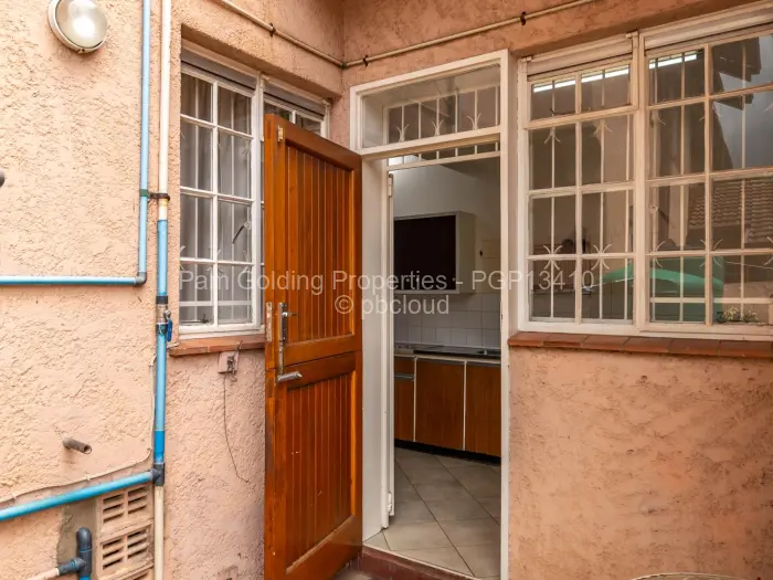 Townhouse/Cluster for Sale in Avenues, Harare