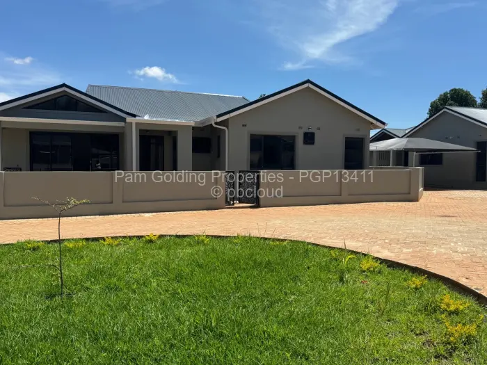 Townhouse/Cluster to Rent in Northwood