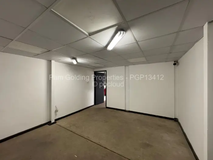 Warehouse/Industrial to Rent in Pomona