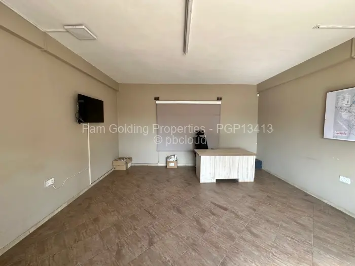 Warehouse/Industrial to Rent in Lochinvar