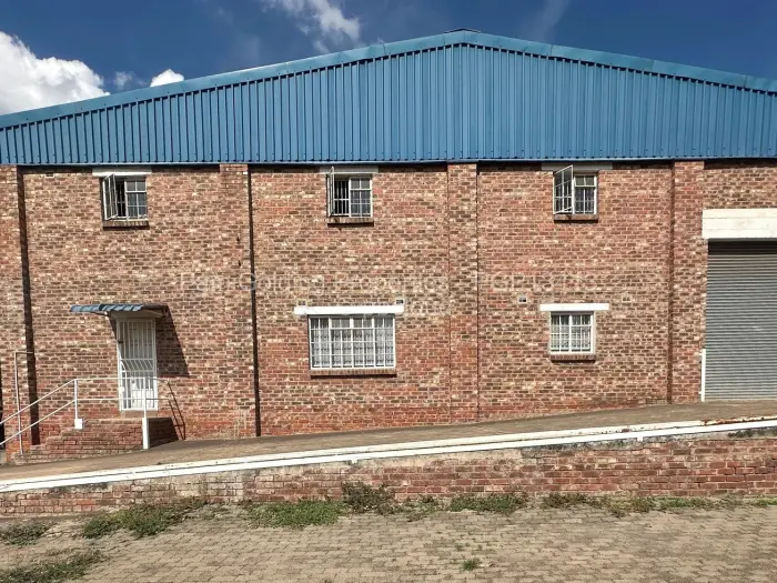 Warehouse/Industrial to Rent in Lochinvar