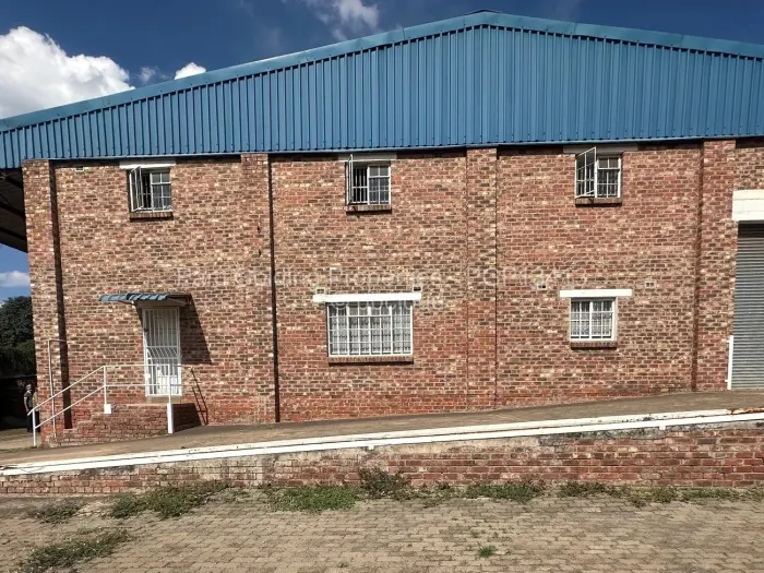 Warehouse/Industrial to Rent in Lochinvar