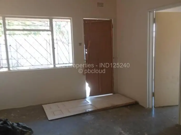 3 Bedroom House to Rent in Chitungwiza, Chitungwiza