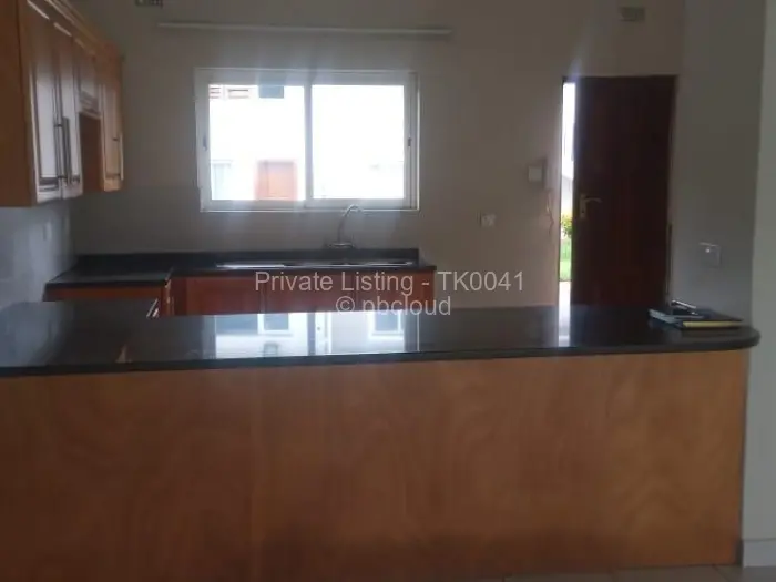 Flat/Apartment to Rent in Mabelreign, Harare