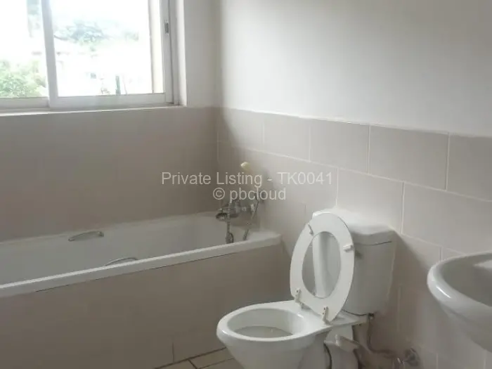 Flat/Apartment to Rent in Mabelreign, Harare