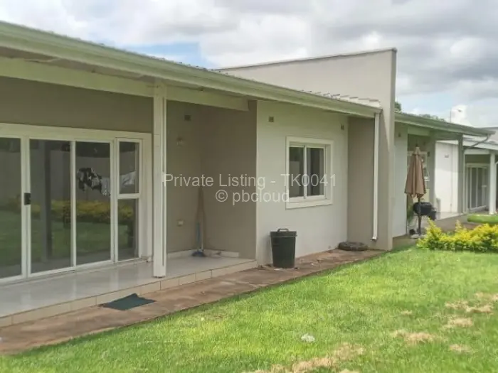 Flat/Apartment to Rent in Mabelreign, Harare