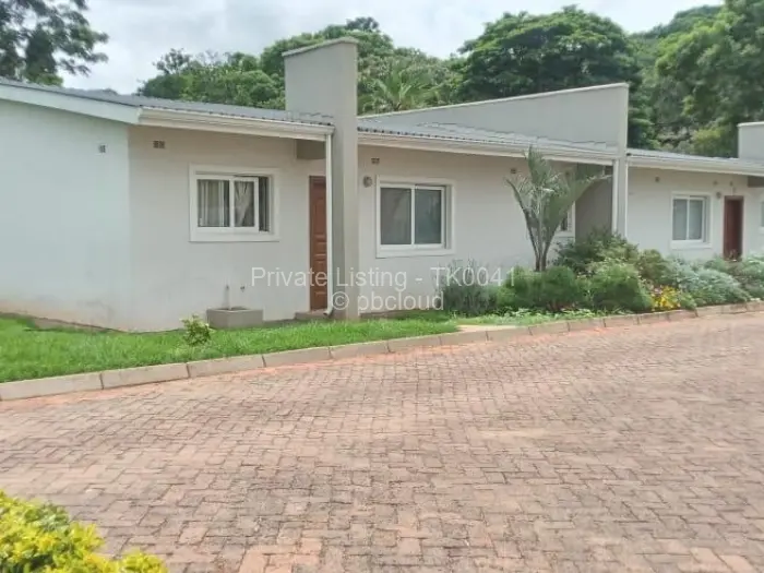 Flat/Apartment to Rent in Mabelreign, Harare