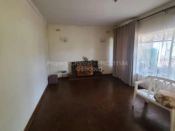 3 Bedroom House to Rent in Mabelreign, Harare