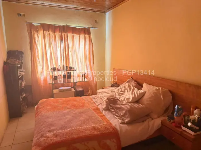 2 Bedroom House for Sale in Burnside, Bulawayo