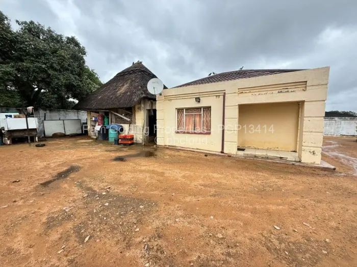 2 Bedroom House for Sale in Burnside, Bulawayo