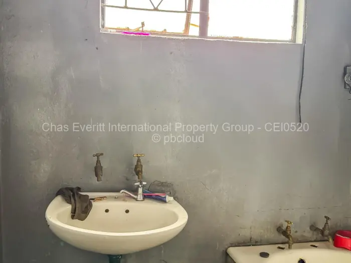 3 Bedroom House for Sale in Tshabalala Extension, Bulawayo