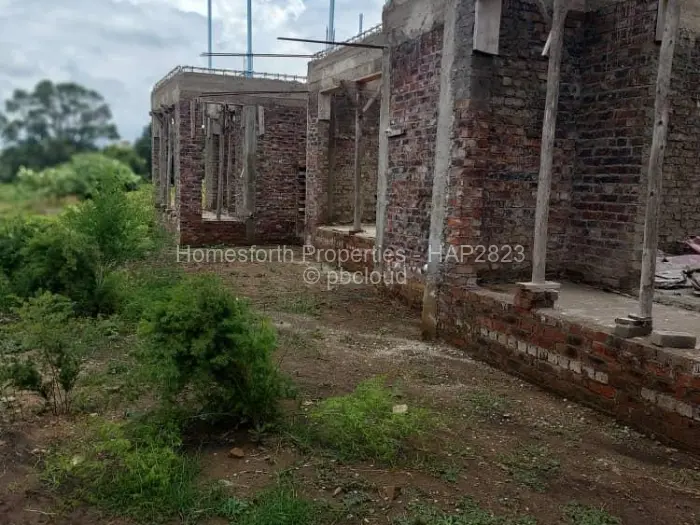 6 Bedroom House for Sale in Quinnington, Harare