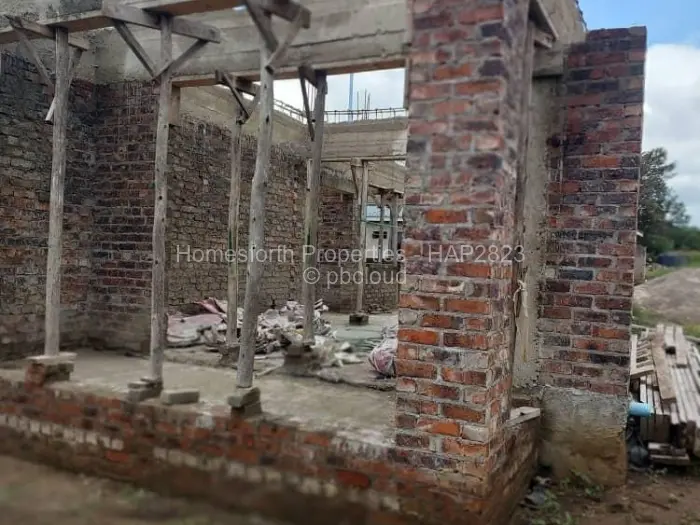 6 Bedroom House for Sale in Quinnington, Harare