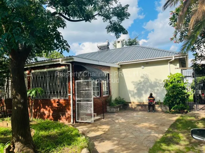 Office to Rent in Eastlea, Harare