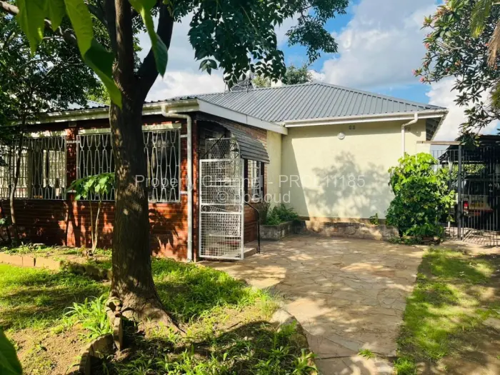 Office to Rent in Eastlea, Harare