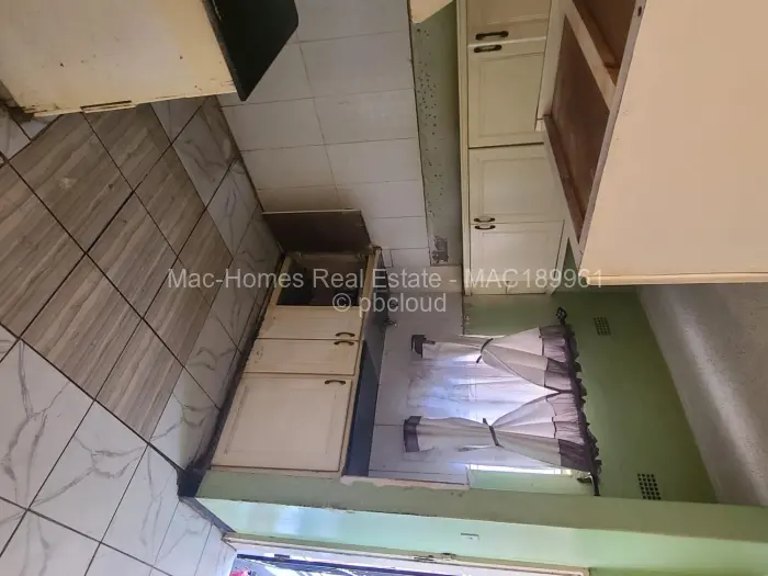 Flat/Apartment to Rent in Highfield, Harare
