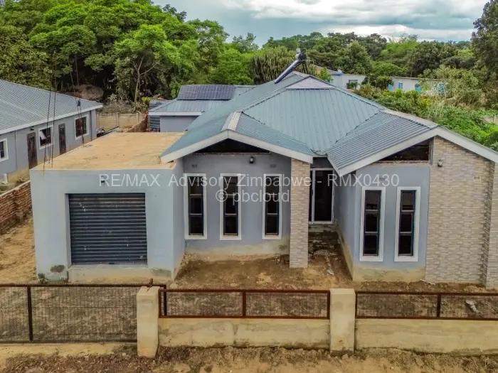 Townhouse/Cluster for Sale in Hatfield, Harare