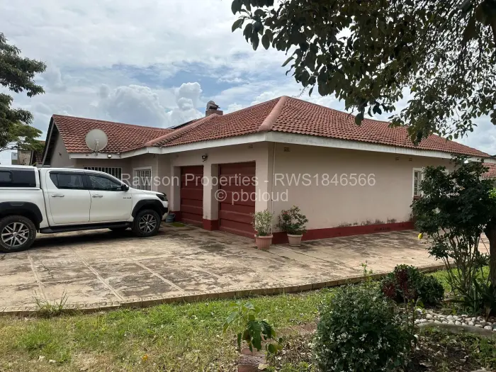 4 Bedroom House for Sale in Zimre Park, Harare