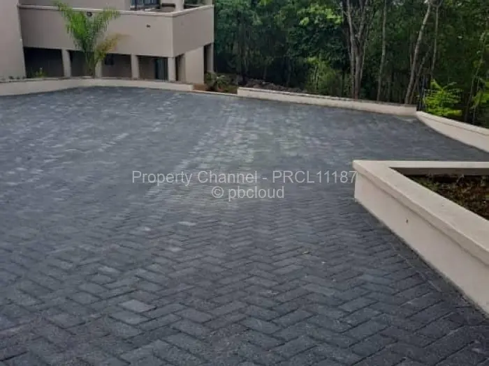 5 Bedroom House for Sale in Borrowdale Brooke, Harare