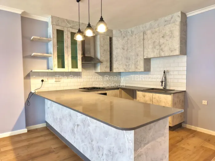 Townhouse/Cluster for Sale in Greendale North, Harare