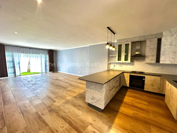 Townhouse/Cluster for Sale in Greendale North, Harare