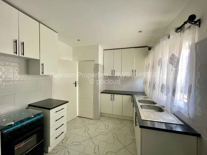 3 Bedroom House for Sale in Mainway Meadows, Harare