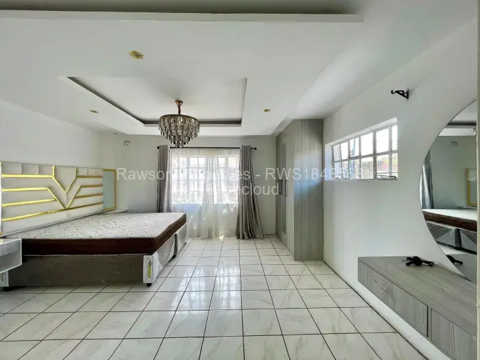 3 Bedroom House for Sale in Mainway Meadows, Harare
